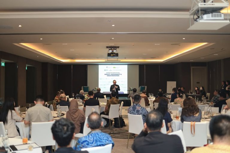 Big thanks to everyone who joined our dialogue on Urban Planning & Mobility with Dr. Marlon Boarnet and Prof. Bambang Susantono. Your presence made it unforgettable! (3)